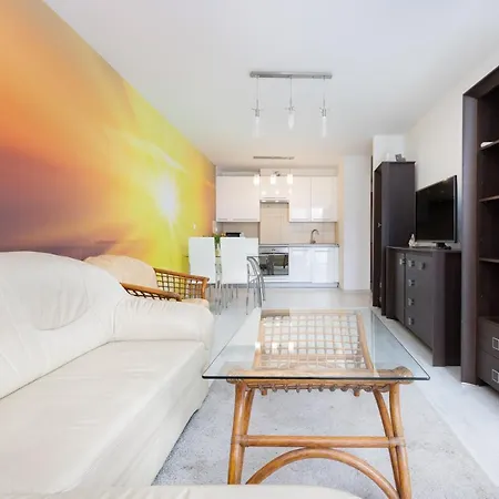 Jantar Apartamenty - Wisniowy Sad Kolobrzeg Апартаменты *