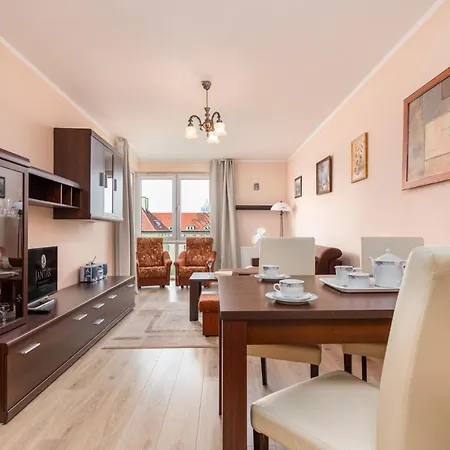 Апартаменты Jantar Apartamenty - Wisniowy Sad Kolobrzeg Колобжег