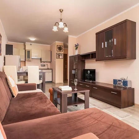 Jantar Apartamenty - Wisniowy Sad Kolobrzeg Апартаменты *
